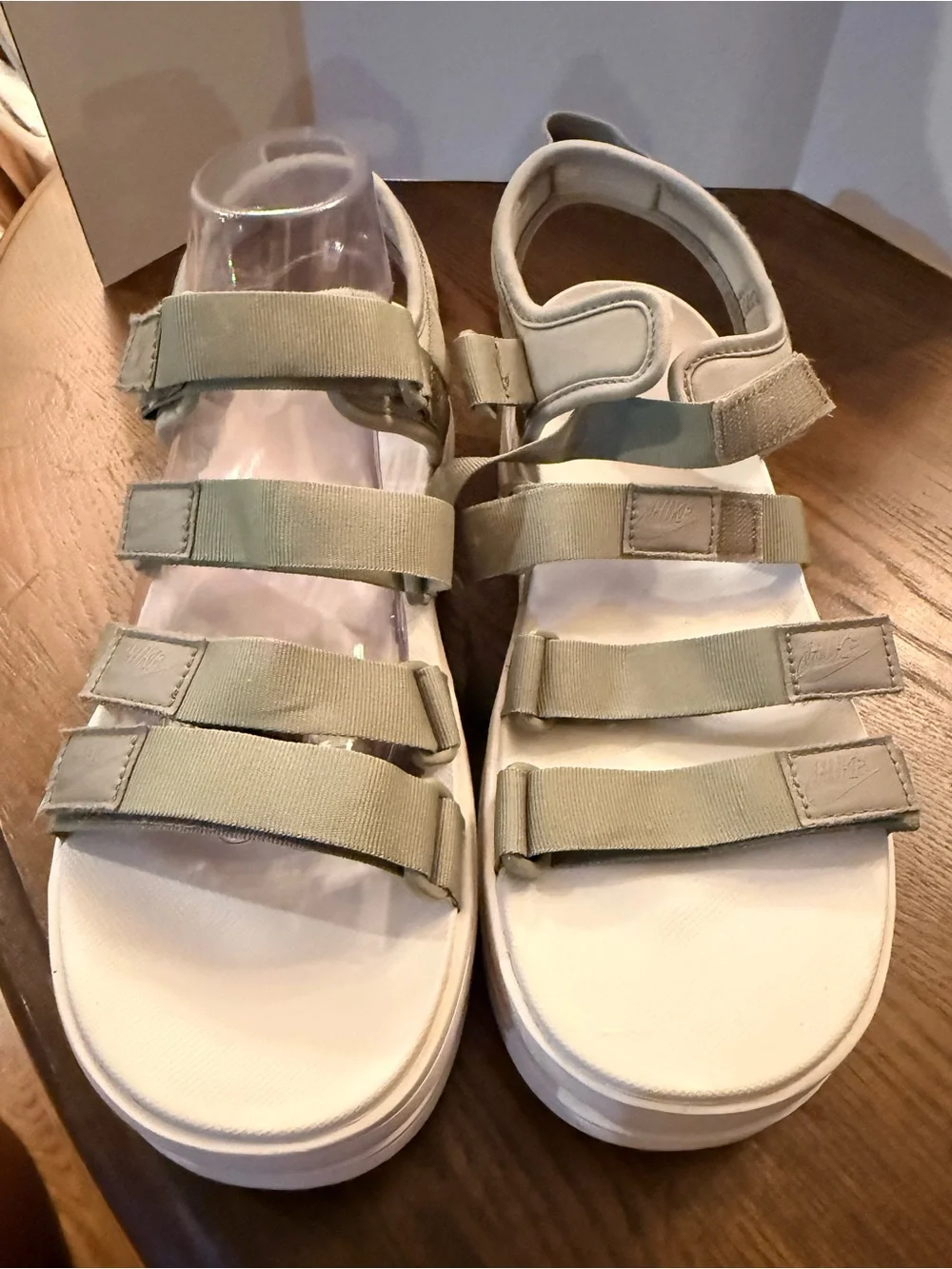 Nike Womens Icon classic sandal. Women size 11